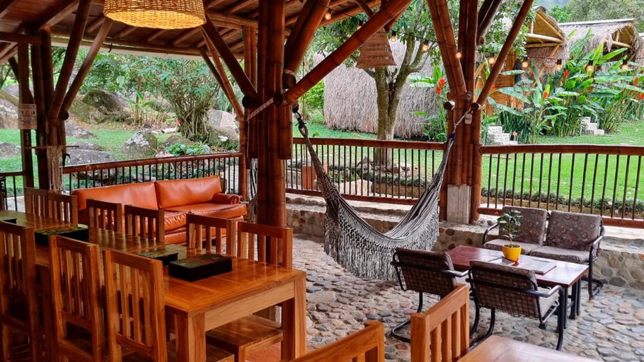 Food & Drinks 4, Pradera Ecoliving, Betania