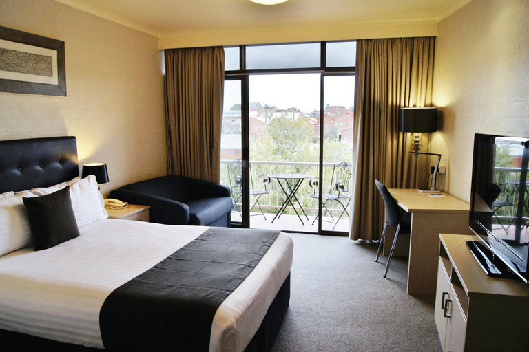 Bedroom 3, Mantra Pavilion Hotel Wagga Wagga, Wagga Wagga - Pt A