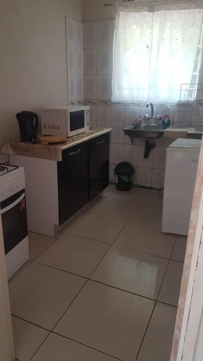 Others 5, Carlcyn Homestay, Gaborone