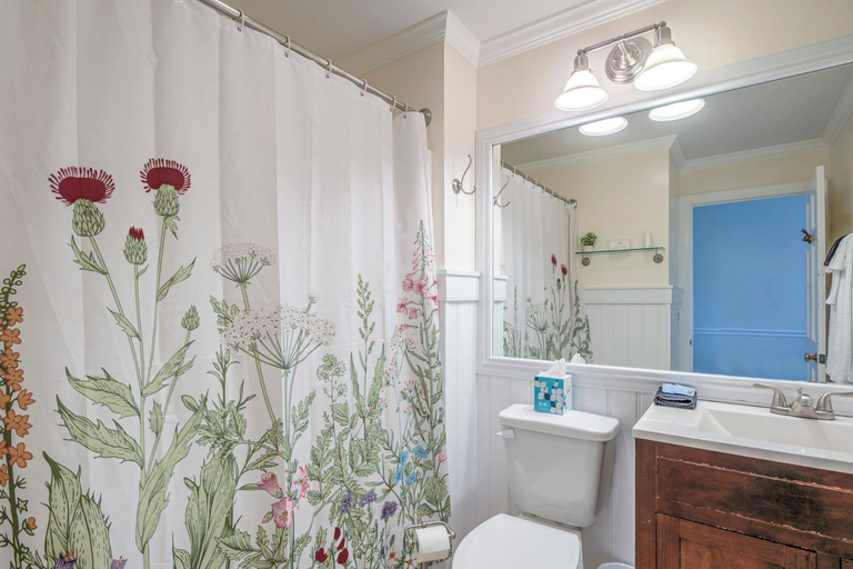 Bathroom 3, Wades Point Inn on the Bay, Talbot