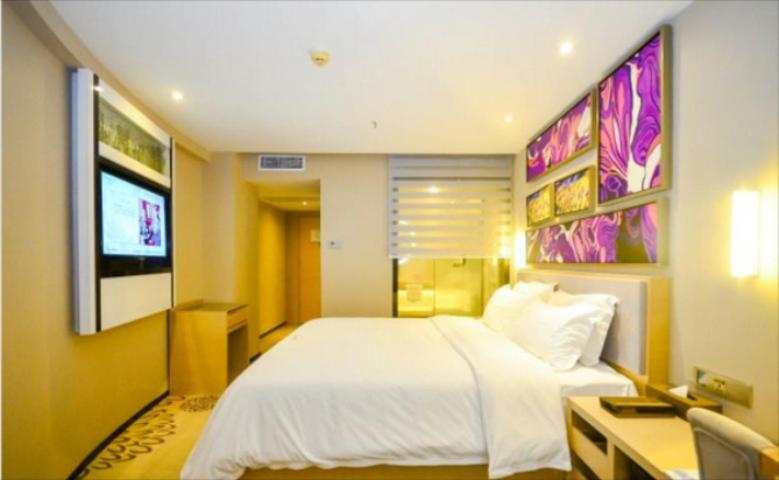 Bedroom 12