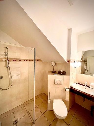 Bedroom 5, Hotel zur Romerbrucke, Neuwied