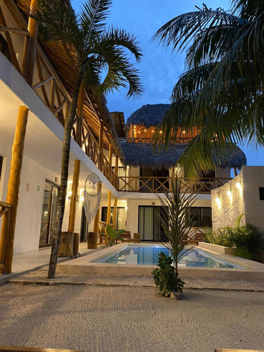 Others 5, Casa Baloo, Tizimín