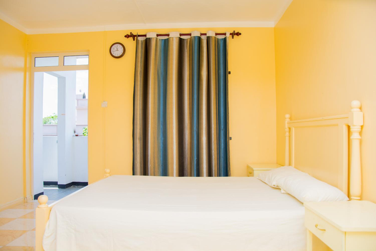 Bedroom 2, Sunshine Villa