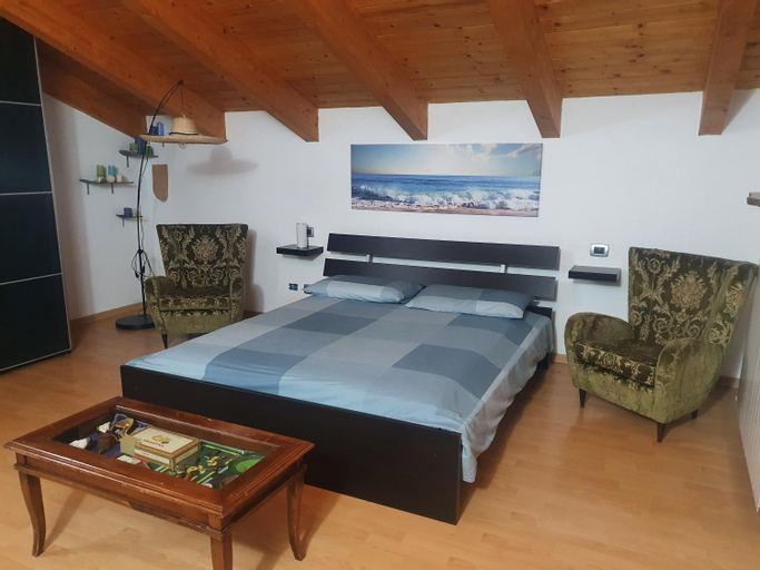 Bedroom 8