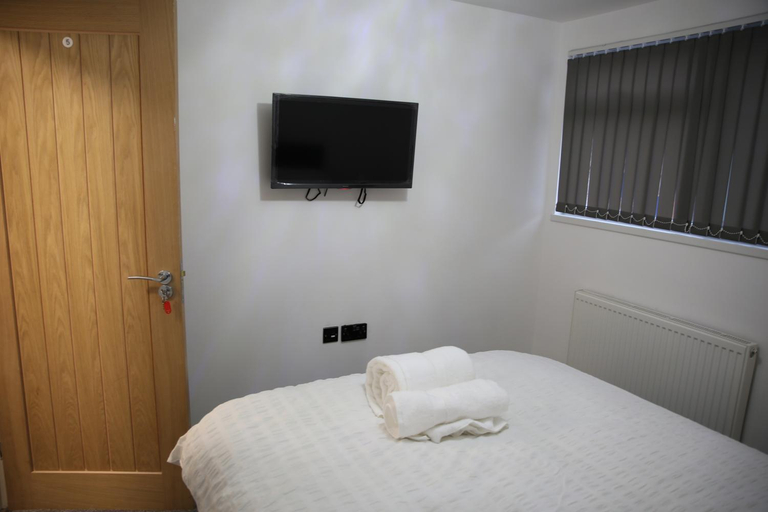 Others 5, Rostron House, Manchester