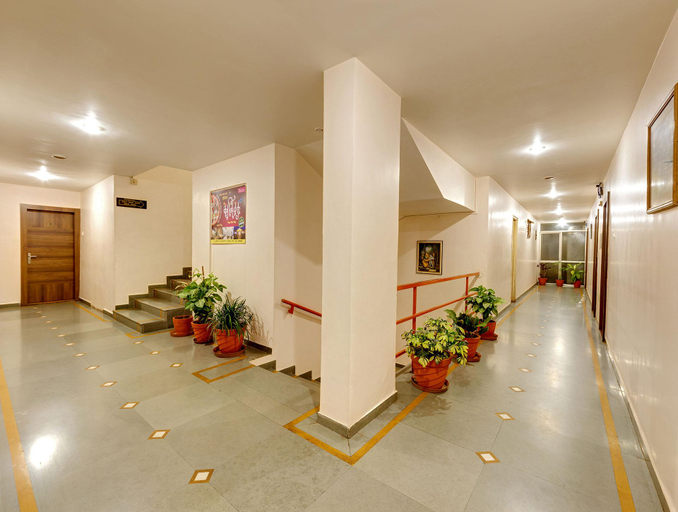 Public Area, Hotel Rajpurush, Kolhapur