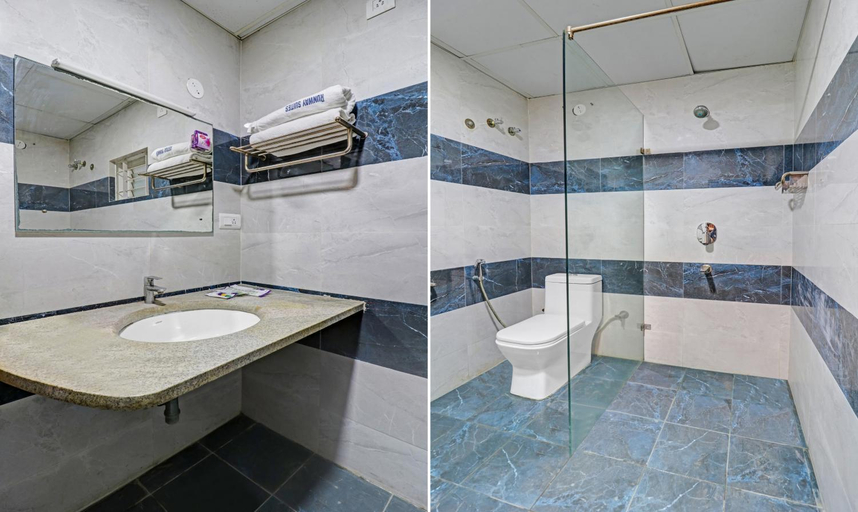 Bathroom 4, Treebo Premium Runway Suites Near Prestige Tech Park, Bangalore
