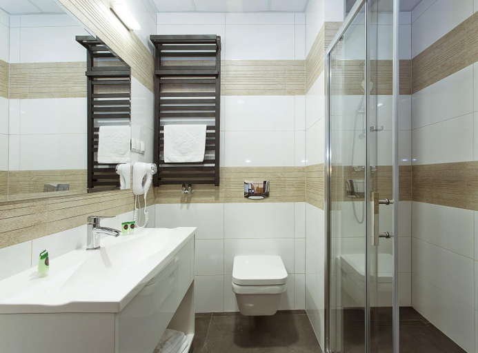 Others 4, Interhotel, Trzebnica