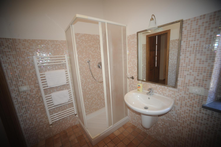 Bathroom 5, Super Relais Stella, Florence