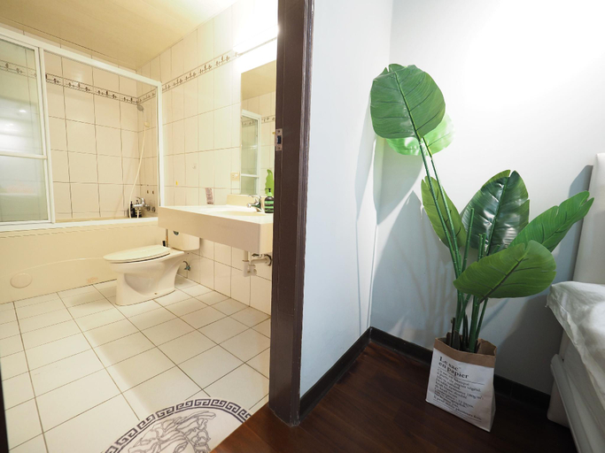 Bathroom 2, Stylish living 在台北的日常/Sep hot sale, Taipei City