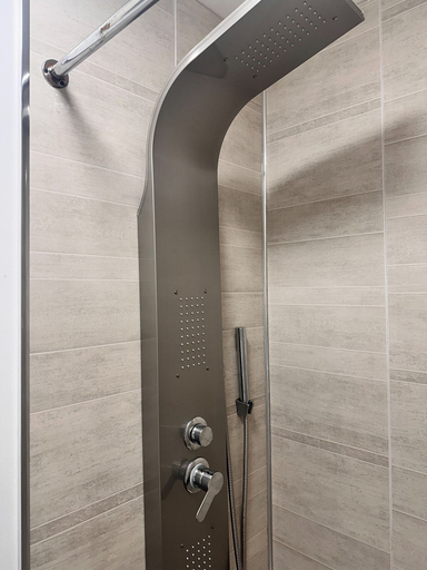 Bathroom 3, Forces Manor, Highland