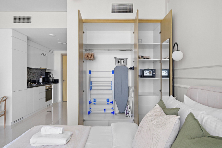 Bedroom 5, Silkhaus Aykon City Towers, Dubai