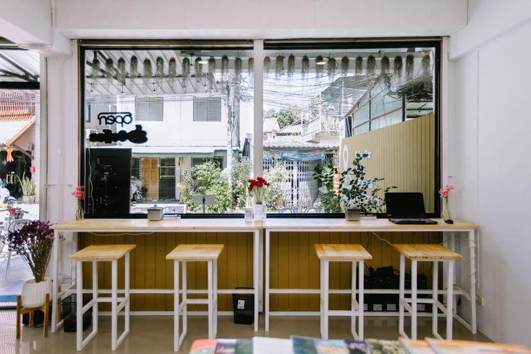 Food & Drinks 3, LD1.House Private Room,Thapae Gate, Chiang Mai Old city, Muang Chiang Mai