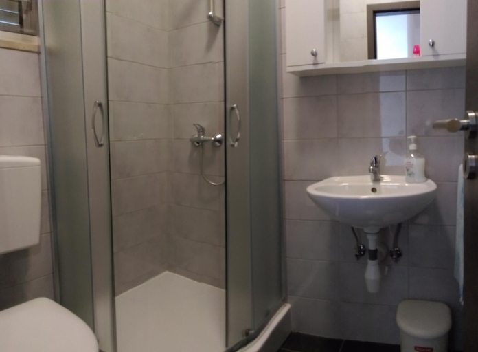 Bathroom 3, Apartment Romana, Ilovik