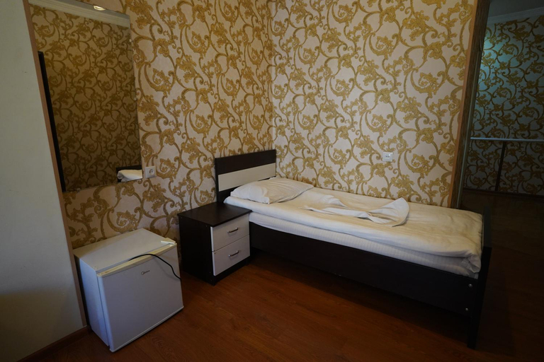 Bedroom, imperator 1 Hotel, Tskaltubo