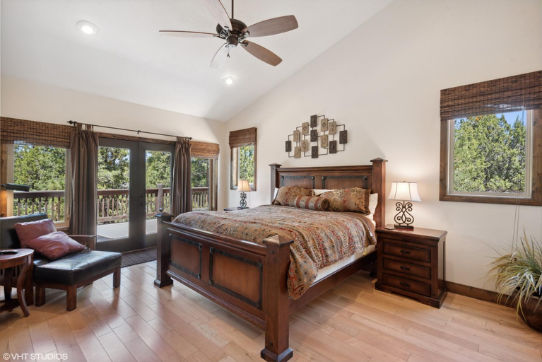 Bedroom 3, Cedar Ridge- Hot tub, Private, Minutes from Zion, Kane