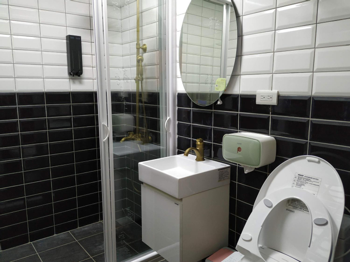 Bathroom 5