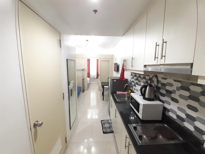 Dining Room 11