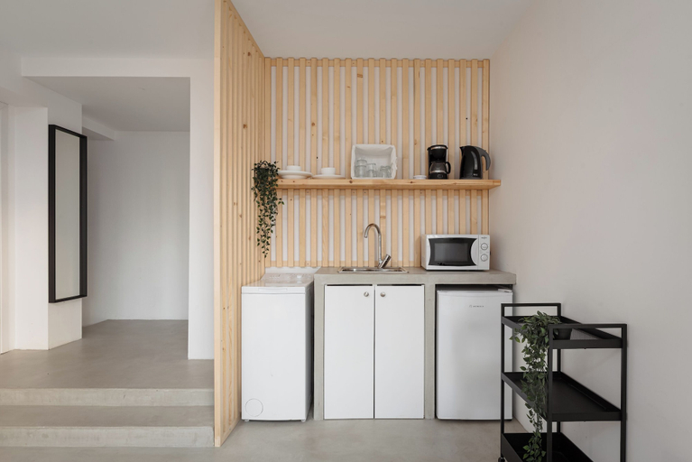 Others 5, Syntagma Serenity Suites, Attica
