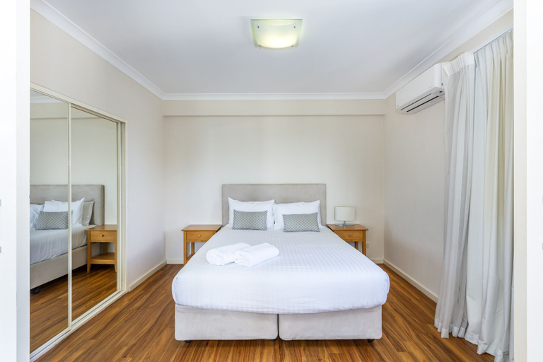 Others 3, Perth West End Apartment 406, Perth