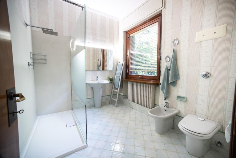 Others 2, B&B Parco Antico, Varese