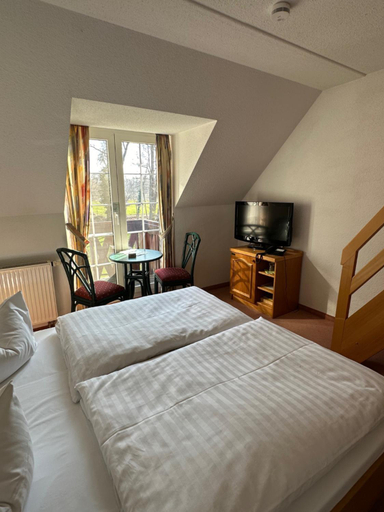 Bedroom 2, Hotel am Spreebogen, Spree-Neiße