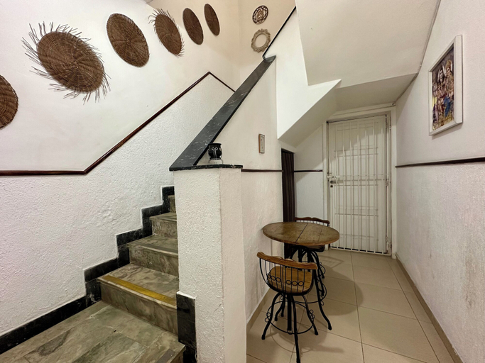 Others 5, Casinha Tropical, Rio de Janeiro