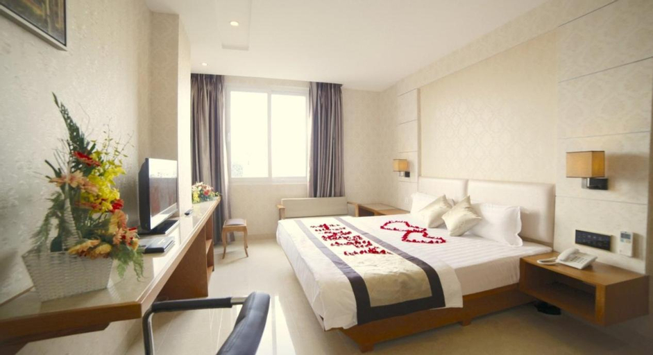 Bedroom 13