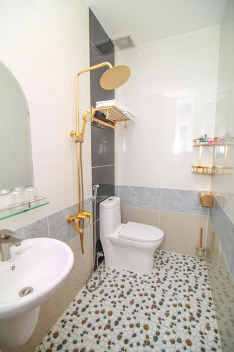 Bathroom 5, Thanh Binh Hotel Con Dao, Côn Đảo