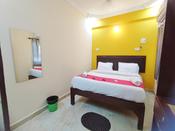 Bedroom 2, Hotel Candolim Aloft, North Goa