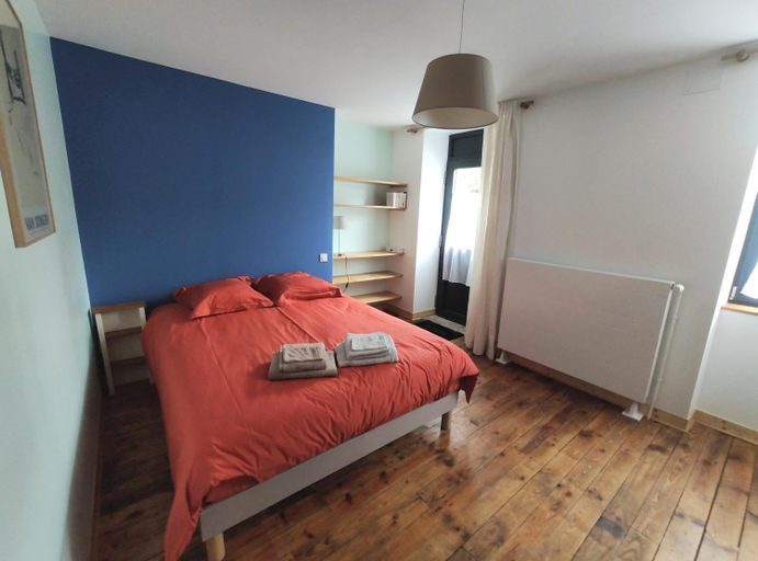 Others 3, Le Cactus Orange Chambre d'hote entree independante, Lot