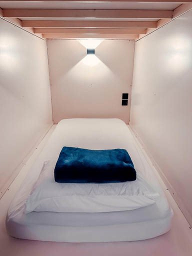 Bedroom 21