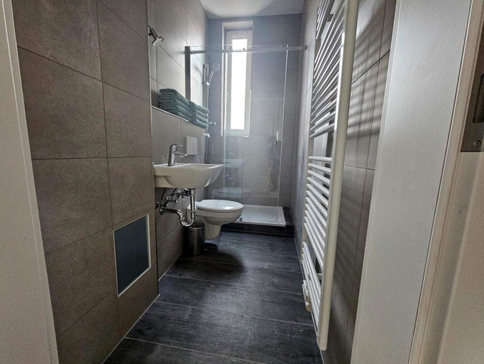 Shower 5, Work & Stay in Troisdorf, Rhein-Sieg-Kreis
