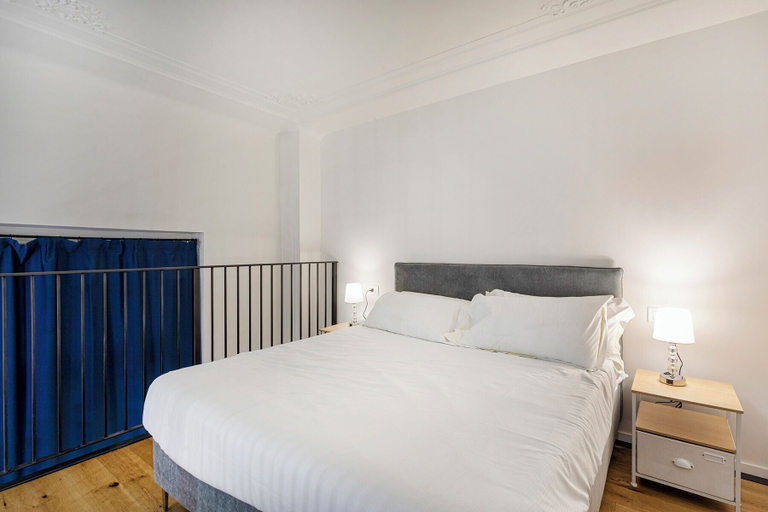 Bedroom 2, Zecca Contemporary Loft, Genova