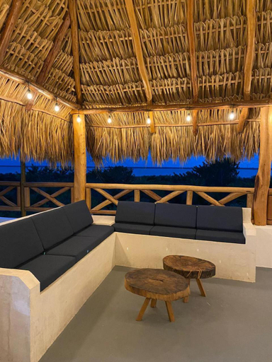 Others 5, Casa Baloo, Tizimín