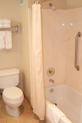 Bathroom 4, Lamplighter Inn & Suites, San Luis Obispo