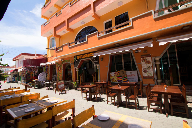 Food & Drinks, Hotel Bucaneros, Isla Mujeres