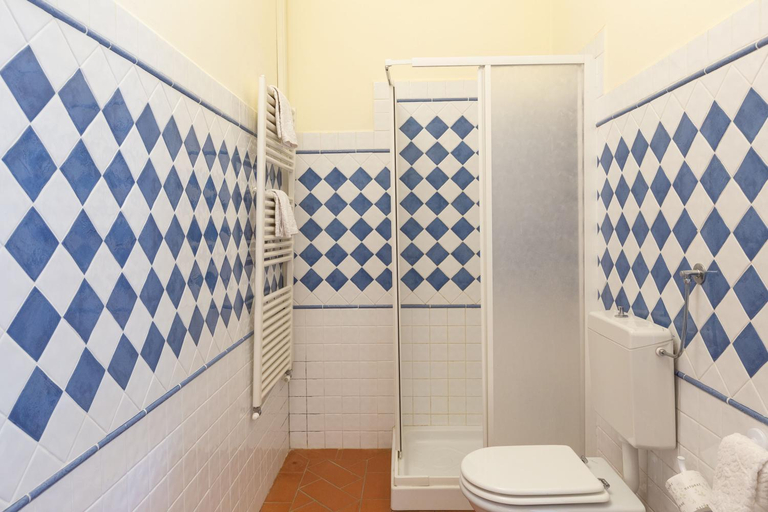 Bathroom 5, Albergo Villa San Michele, Florence