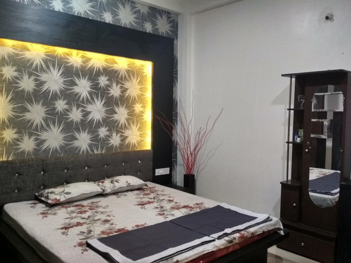 Ashta Lakshmi Tourist Home Stay Indore, Indore