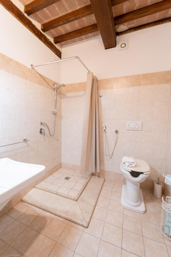 Bathroom 4