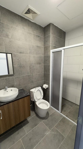 Bathroom 5