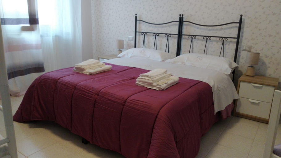 Others 3, B&B Mariele, Salerno