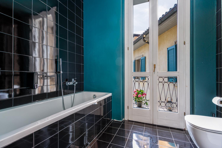Bathroom 7