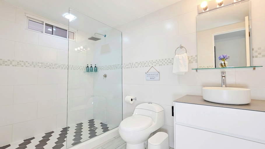 Bathroom 3, Casa Reina by Villa Alejandro, Boquete