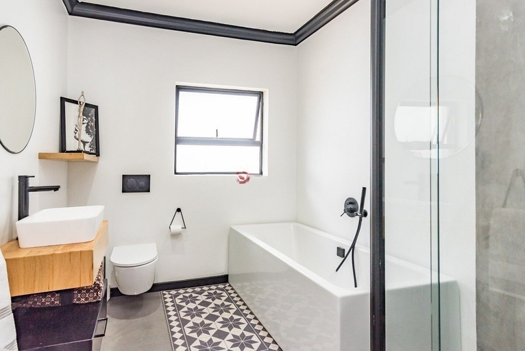 Bathroom 4, The Urban Sanctuary Boutique Hotel, City of Johannesburg
