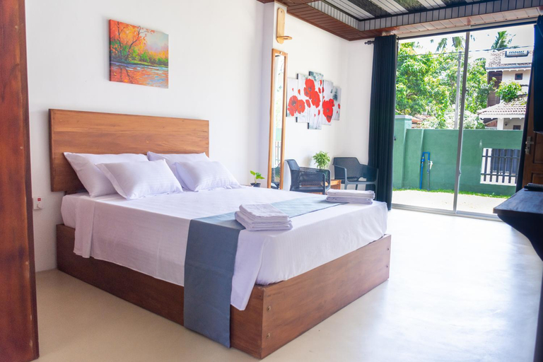 Bedroom 3, Western sky, Negombo