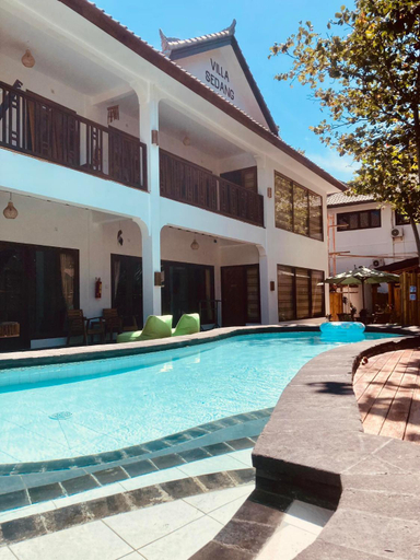 Swimming Pool 1