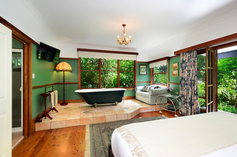 Bedroom 16