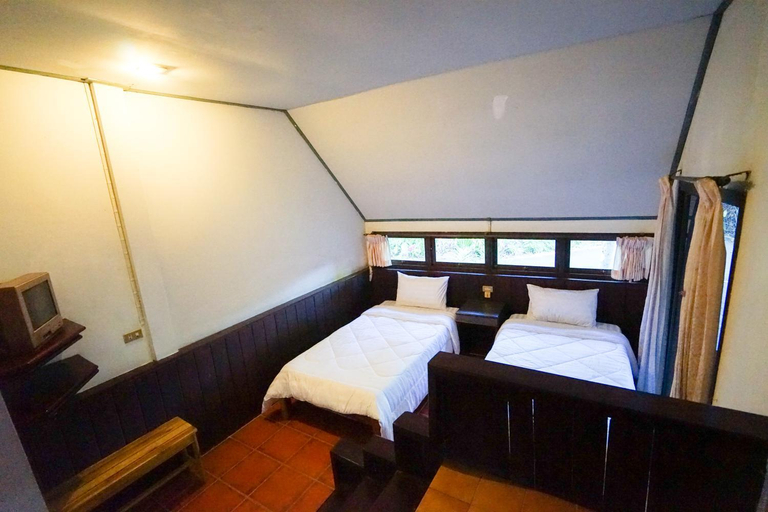 Bedroom 2, Baan Chai Dan, Thong Pha Phum